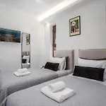 Oasis Luxury Villa *