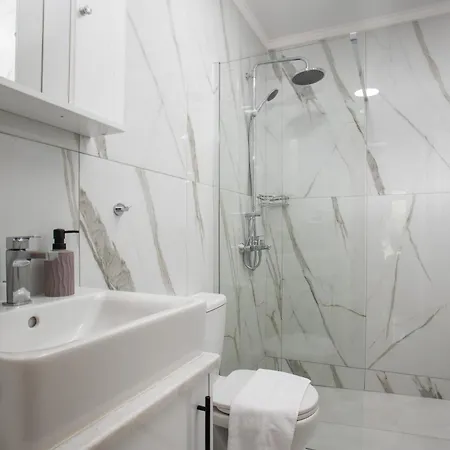 Oasis Luxury Vilă