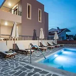 Oasis Luxury Villa *