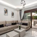 Oasis Luxury Villa
