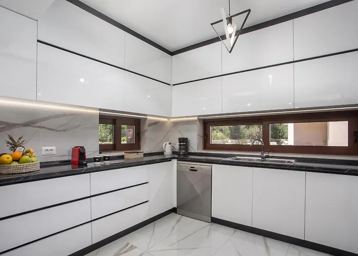 Oasis Luxury Koskinou (Rhodes)